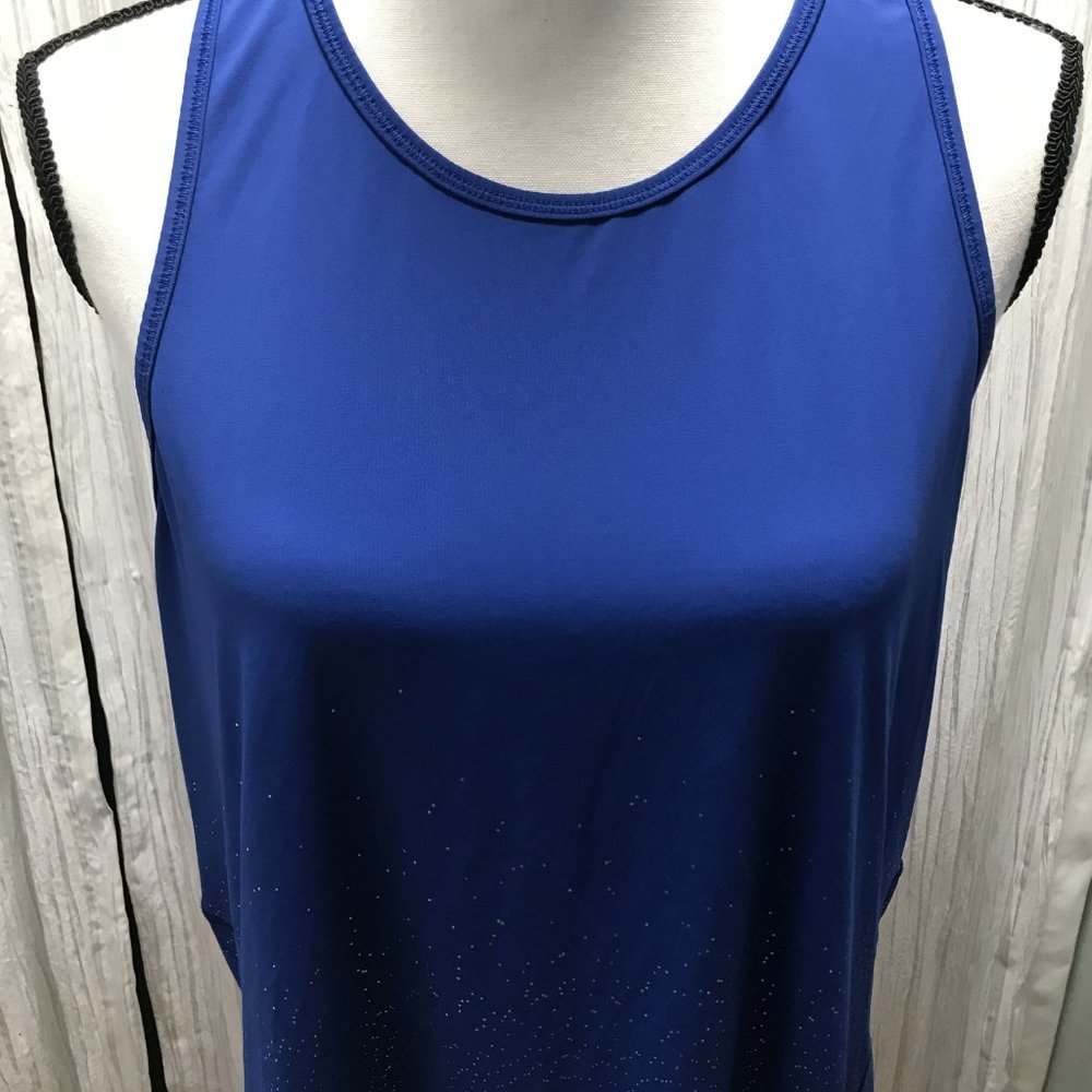 All In Motion Performance Tank XL - Picture 3 of 9